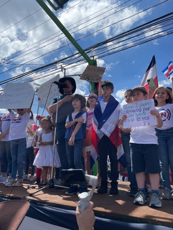 Costa Rica Demo Kinder